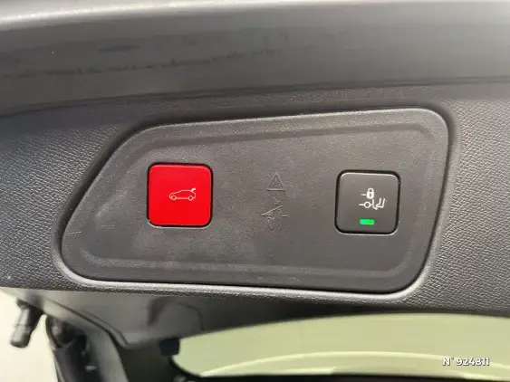 PEUGEOT 3008 II - voiture d'occasion - Photo 25