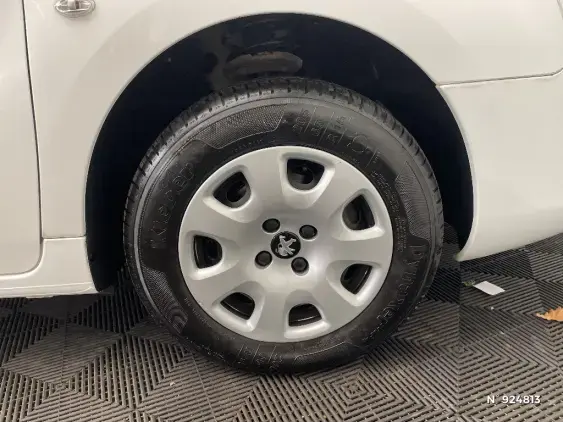 PEUGEOT PARTNER II - voiture d'occasion - Photo 8