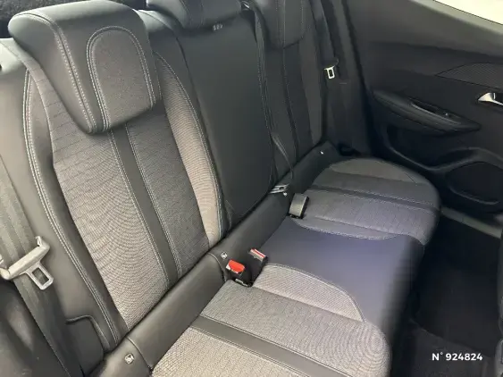 PEUGEOT 2008 II - voiture d'occasion - Photo 11