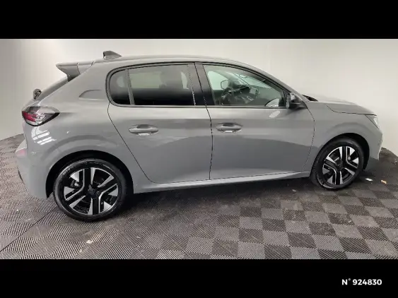 PEUGEOT 208 II - voiture d'occasion - Photo 5