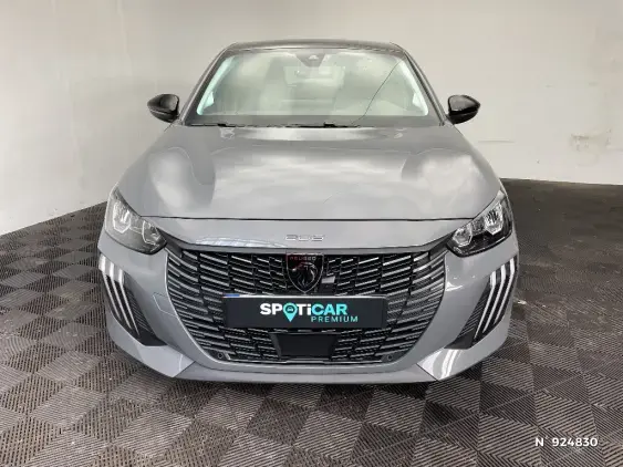 PEUGEOT 208 II - voiture d'occasion - Photo 3