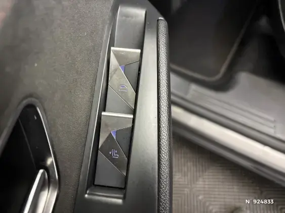 DS DS 7 CROSSBACK I - voiture d'occasion - Photo 26