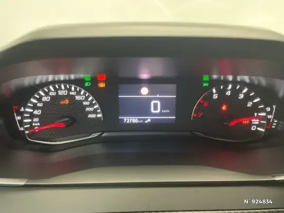 PEUGEOT 2008 II - voiture d'occasion - Photo 12