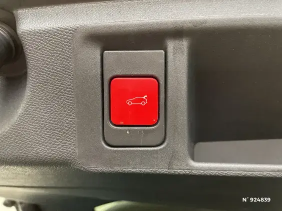 PEUGEOT 308 SW III - voiture d'occasion - Photo 26