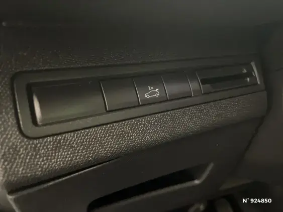 PEUGEOT 5008 II - voiture d'occasion - Photo 15
