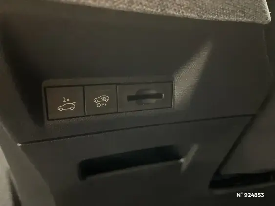 PEUGEOT 3008 III - voiture d'occasion - Photo 15