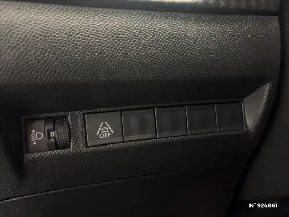 PEUGEOT 208 BUSINESS R II - voiture d'occasion - Photo 15