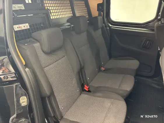 PEUGEOT PARTNER III - voiture d'occasion - Photo 11