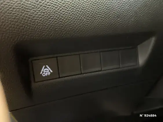 PEUGEOT 208 ELECTRIQUE II - voiture d'occasion - Photo 15