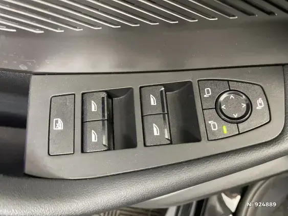 BMW SERIE 1 F70 - voiture d'occasion - Photo 27