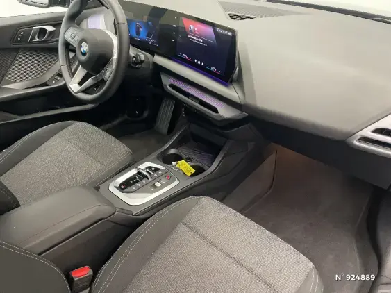 BMW SERIE 1 F70 - voiture d'occasion - Photo 10