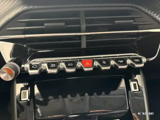 PEUGEOT 208 BUSINESS R II - voiture d'occasion - Photo 29