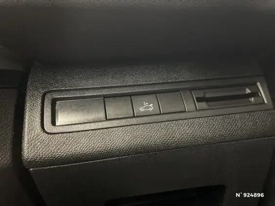 PEUGEOT 3008 II - voiture d'occasion - Photo 15