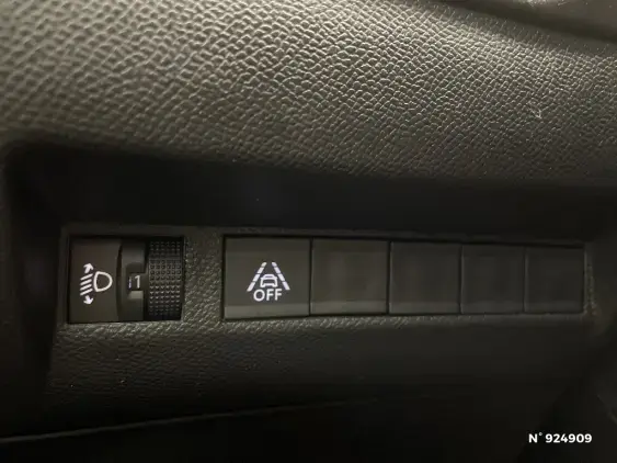 PEUGEOT 208 II - voiture d'occasion - Photo 14