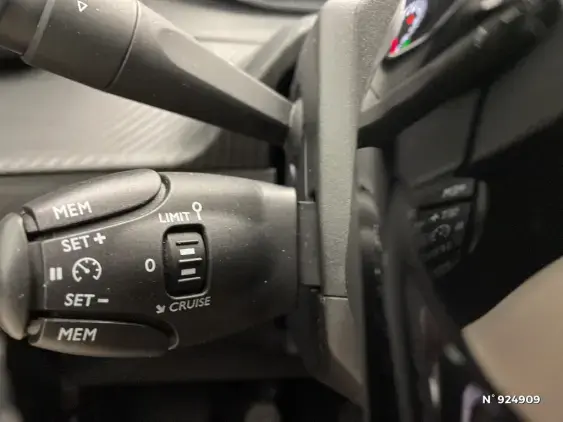 PEUGEOT 208 II - voiture d'occasion - Photo 26