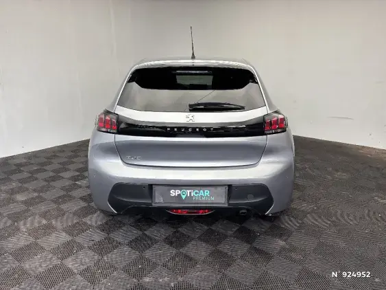 PEUGEOT 208 II - voiture d'occasion - Photo 6