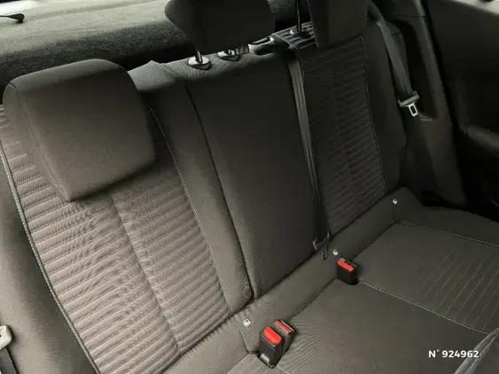PEUGEOT 2008 ELECTRIQUE II - voiture d'occasion - Photo 11
