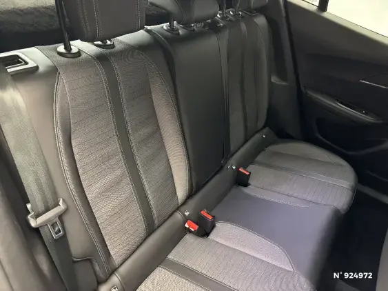 PEUGEOT 2008 II - voiture d'occasion - Photo 11