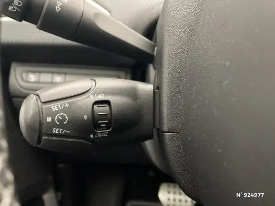 PEUGEOT 2008 - voiture d'occasion - Photo 29