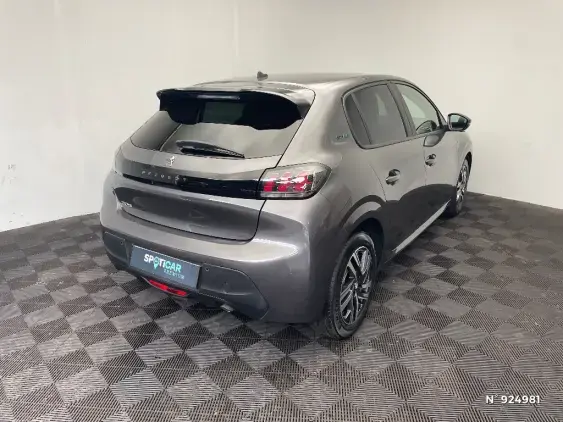 PEUGEOT 208 II - voiture d'occasion - Photo 4