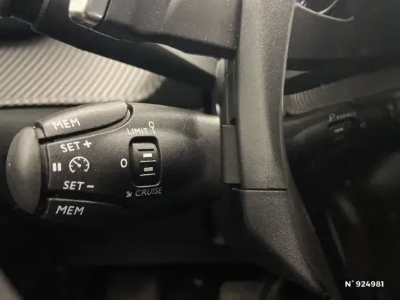 PEUGEOT 208 II - voiture d'occasion - Photo 26