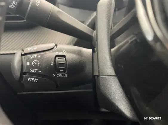 PEUGEOT 208 II - voiture d'occasion - Photo 26