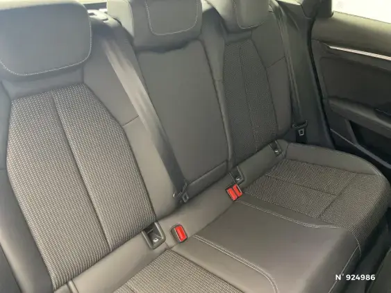 AUDI A3 SPORTBACK IV - voiture d'occasion - Photo 11