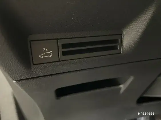 PEUGEOT 3008 III - voiture d'occasion - Photo 15