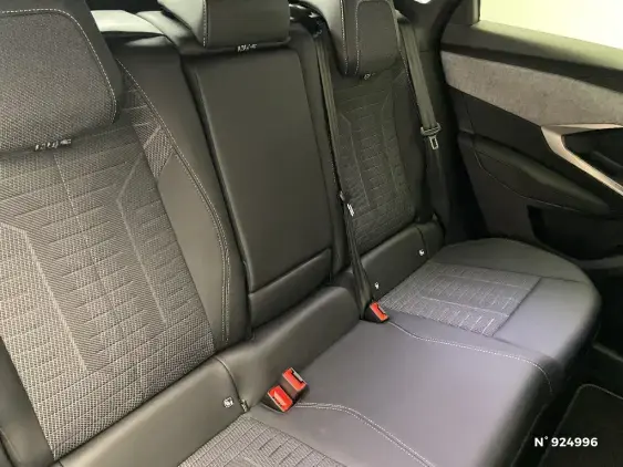 PEUGEOT 3008 III - voiture d'occasion - Photo 11