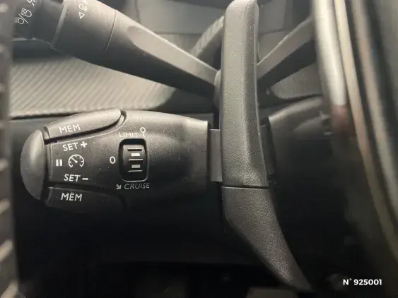 PEUGEOT 2008 ELECTRIQUE II - voiture d'occasion - Photo 27