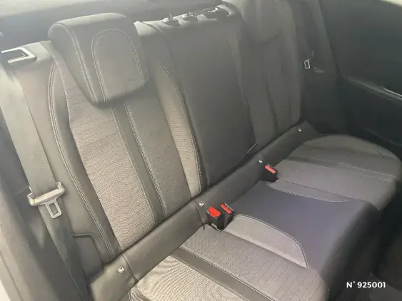 PEUGEOT 2008 ELECTRIQUE II - voiture d'occasion - Photo 11