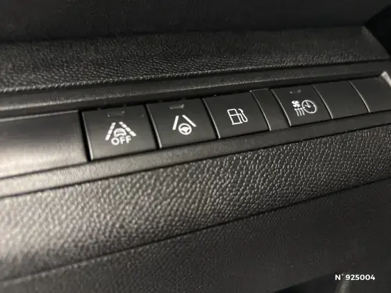 PEUGEOT 3008 II - voiture d'occasion - Photo 15