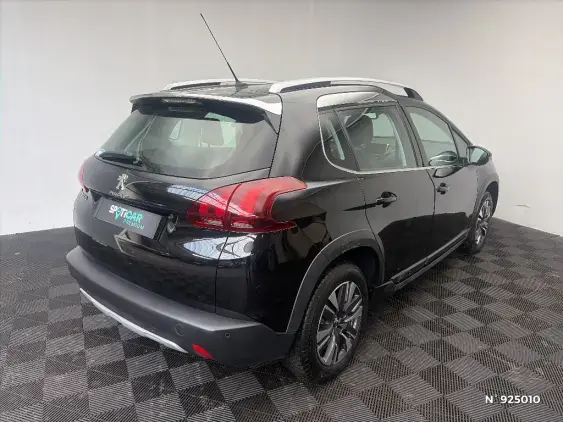 PEUGEOT 2008 - voiture d'occasion - Photo 4