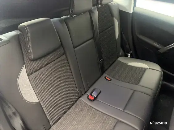 PEUGEOT 2008 - voiture d'occasion - Photo 11