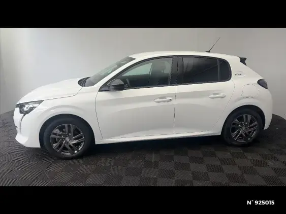 PEUGEOT 208 II - voiture d'occasion - Photo 2