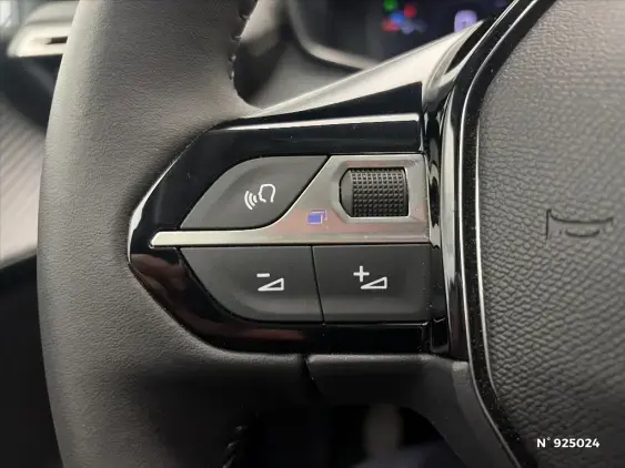 PEUGEOT 208 II - voiture d'occasion - Photo 25