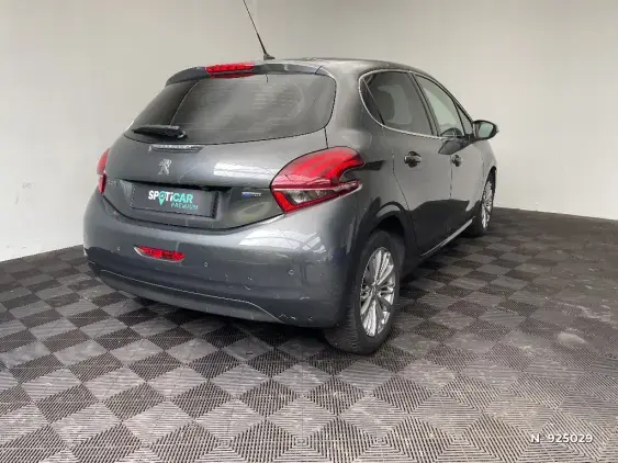 PEUGEOT 208 - voiture d'occasion - Photo 4