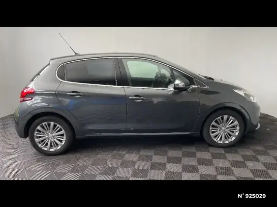 PEUGEOT 208 - voiture d'occasion - Photo 5