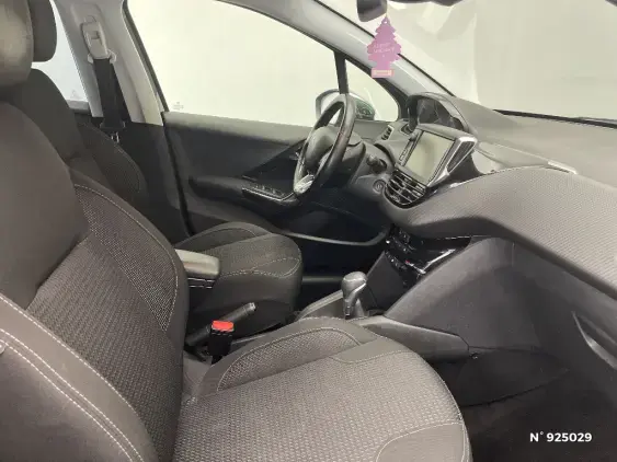 PEUGEOT 208 - voiture d'occasion - Photo 10
