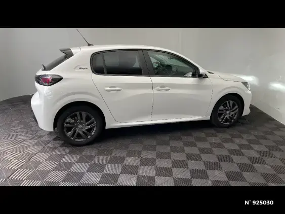 PEUGEOT 208 II - voiture d'occasion - Photo 5