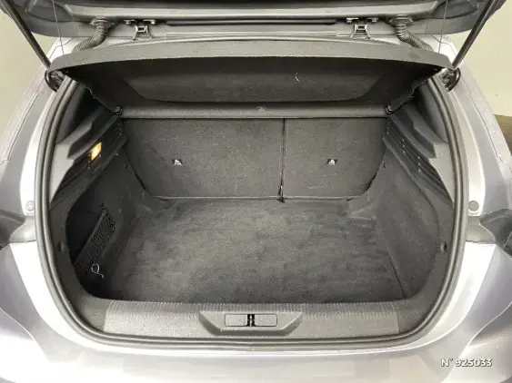 PEUGEOT 308 III - voiture d'occasion - Photo 7