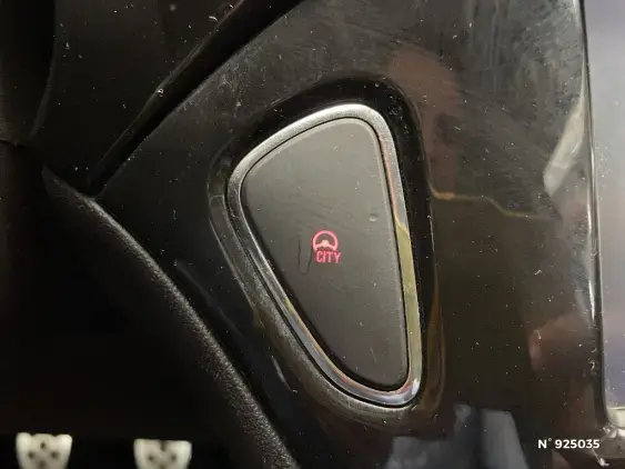 OPEL CORSA E - voiture d'occasion - Photo 26