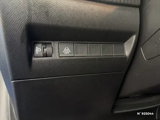 PEUGEOT 208 ELECTRIQUE II - voiture d'occasion - Photo 15