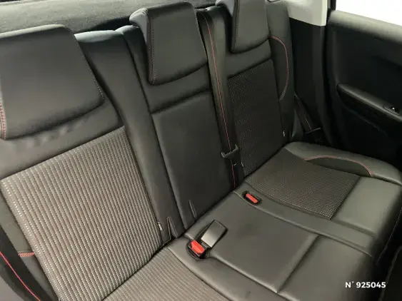 PEUGEOT 2008 - voiture d'occasion - Photo 11