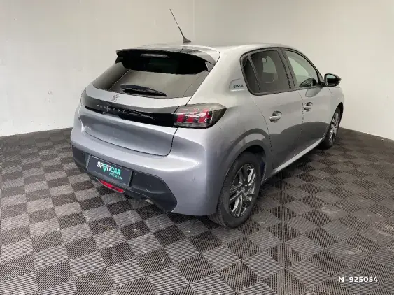 PEUGEOT 208 II - voiture d'occasion - Photo 4