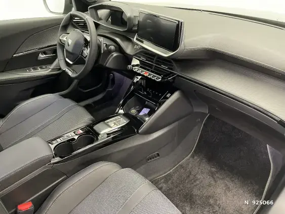 PEUGEOT 2008 II - voiture d'occasion - Photo 10