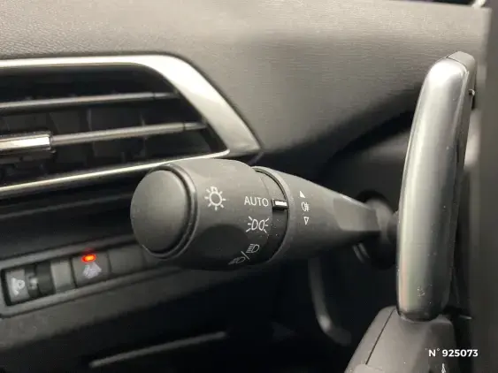 PEUGEOT 3008 II - voiture d'occasion - Photo 26
