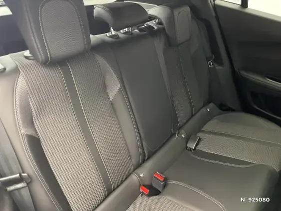 PEUGEOT 2008 II - voiture d'occasion - Photo 11