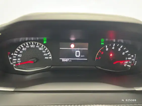 PEUGEOT 2008 II - voiture d'occasion - Photo 12