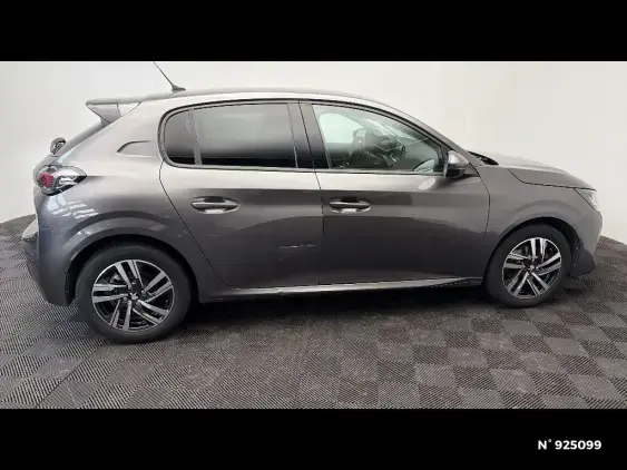PEUGEOT 208 II - voiture d'occasion - Photo 5